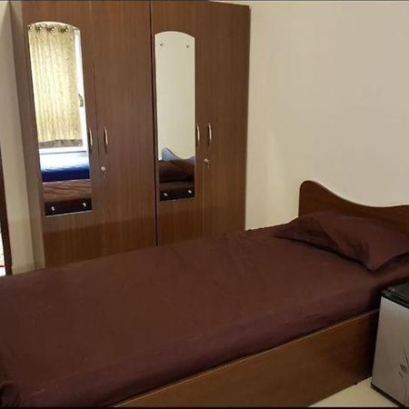 Suyash Pg - Melange Bed & Breakfast Бангалор Екстериор снимка